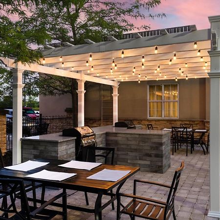 Homewood Suites By Hilton Cambridge-Waterloo, Ontario Εξωτερικό φωτογραφία