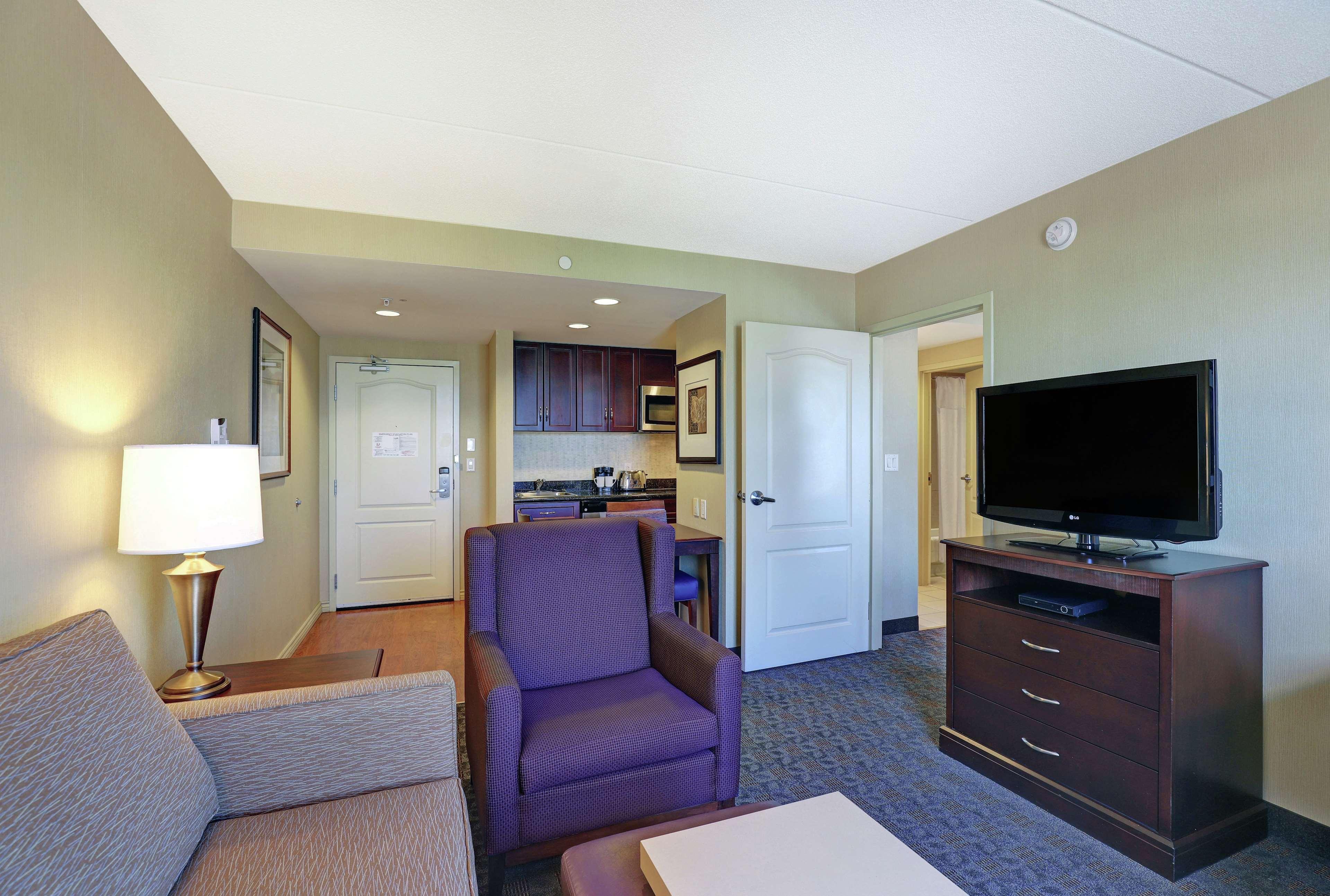 Homewood Suites By Hilton Cambridge-Waterloo, Ontario Εξωτερικό φωτογραφία